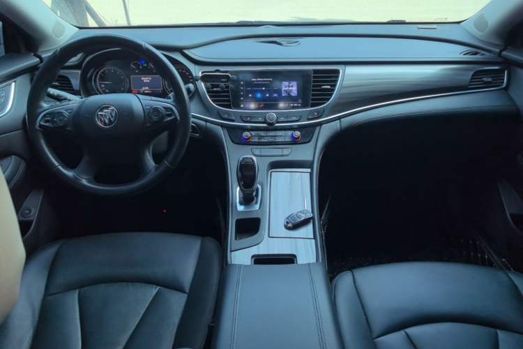 Used Buick LaCrosse 2021 552T Luxury Version Center Console