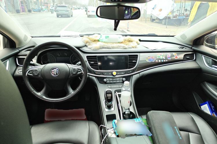 Used Buick LaCrosse 2021 652T Luxury Model Center Console