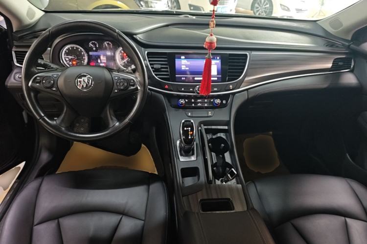 Used Buick LaCrosse 2021 552T Luxury Version Center Console