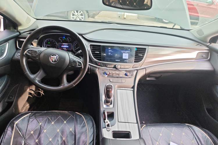 Used Buick LaCrosse 2021 552T Luxury Version Center Console