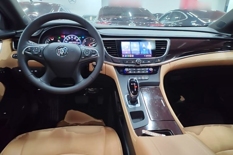 Used Buick LaCrosse 2021 652T Premium Edition Center Console