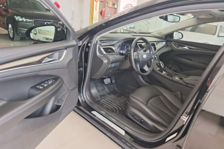 Used Buick LaCrosse 2021 552T Luxury Version Driver Seat