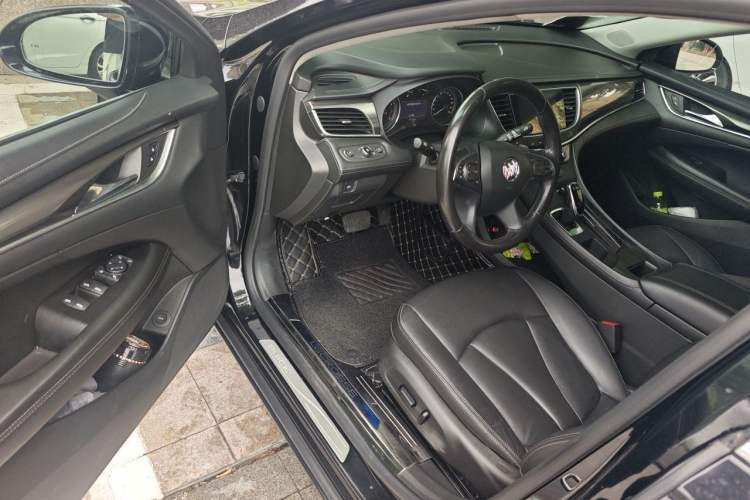 Used Buick LaCrosse 2021 652T Luxury Model Driver Seat