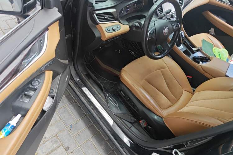 Used Buick LaCrosse 2021 652T Premium Edition Driver Seat