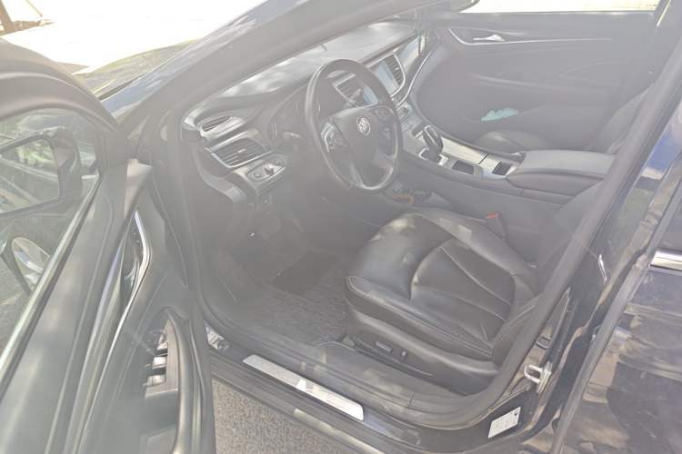 Used Buick LaCrosse 2021 552T Luxury Version Driver Seat