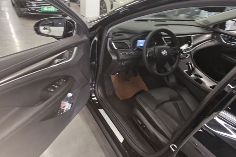 Used Buick LaCrosse 2021 552T Luxury Version Driver Seat