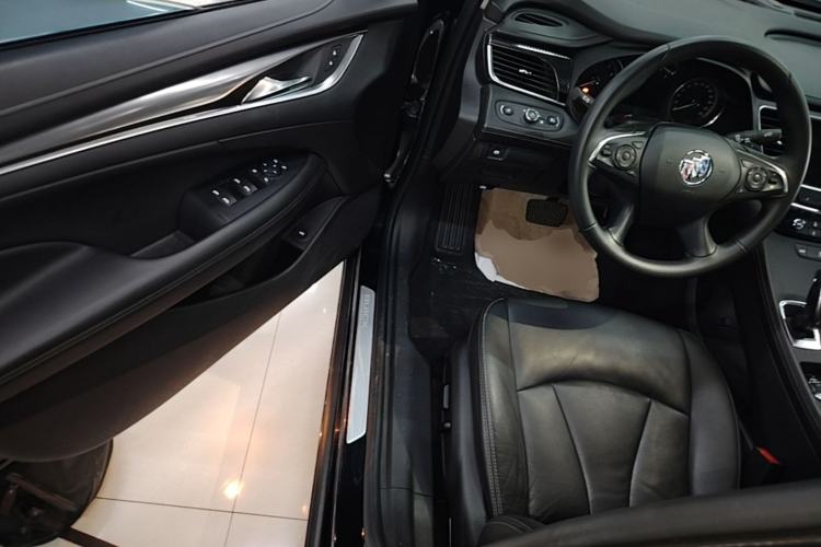 Used Buick LaCrosse 2021 652T Luxury Model Driver Seat