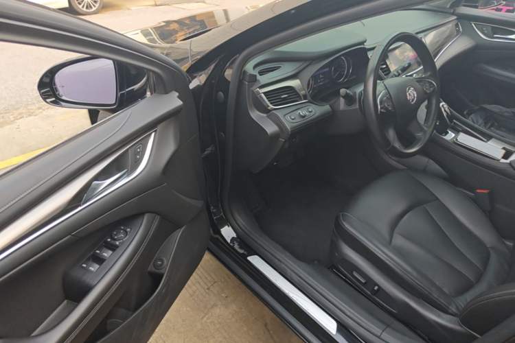 Used Buick LaCrosse 2021 552T Luxury Version Driver Seat