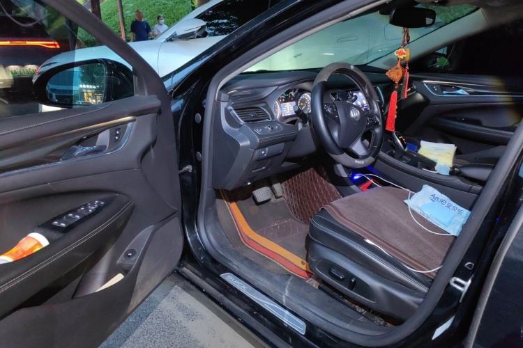 Used Buick LaCrosse 2021 652T Luxury Model Driver Seat