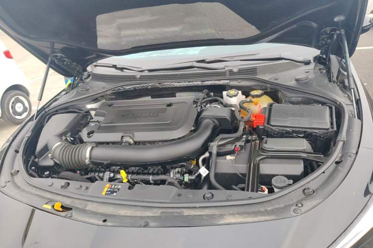 Used Buick LaCrosse 2021 652T Luxury Model Engine Bay
