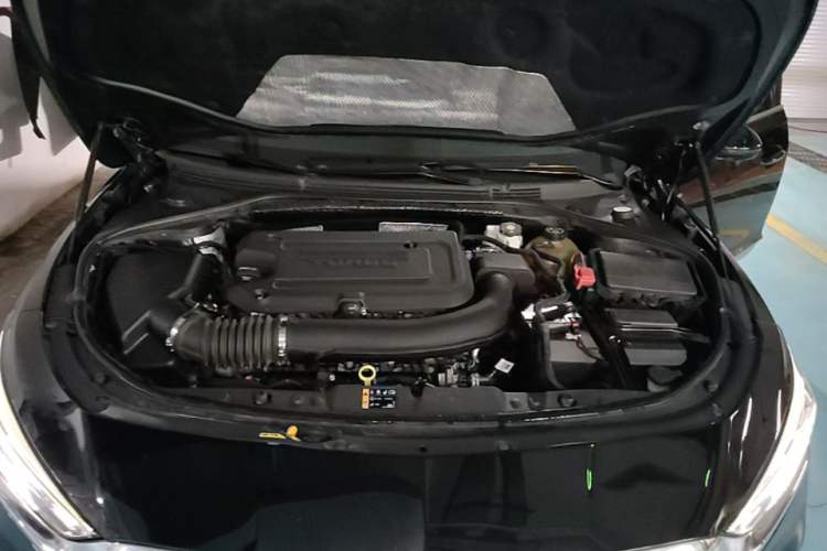 Used Buick LaCrosse 2021 652T Luxury Model Engine Bay