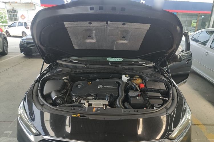 Used Buick LaCrosse 2021 552T Luxury Version Engine Bay