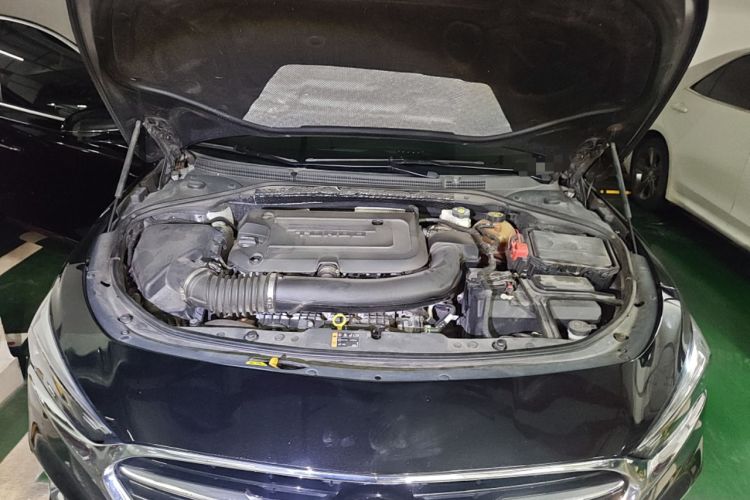 Used Buick LaCrosse 2021 652T Premium Edition Engine Bay