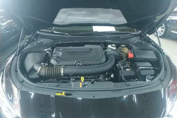 Used Buick LaCrosse 2021 652T Luxury Model Engine Bay