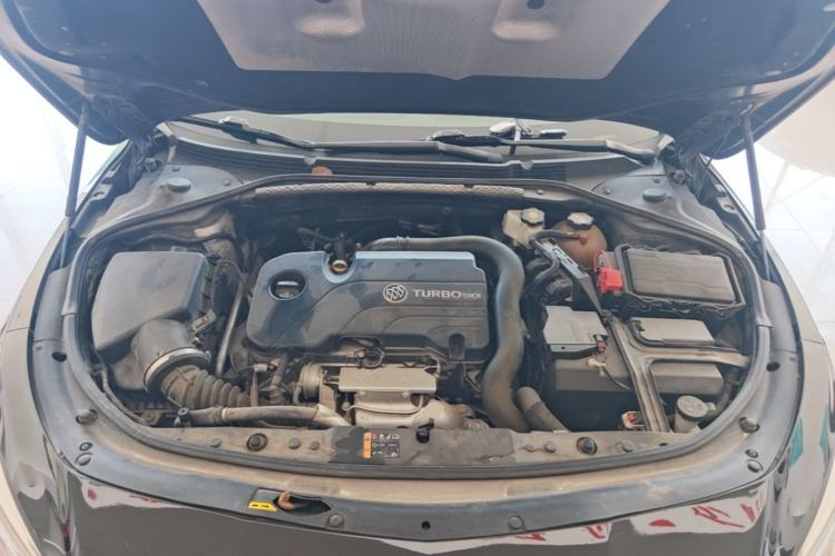 Used Buick LaCrosse 2021 552T Luxury Version Engine Bay
