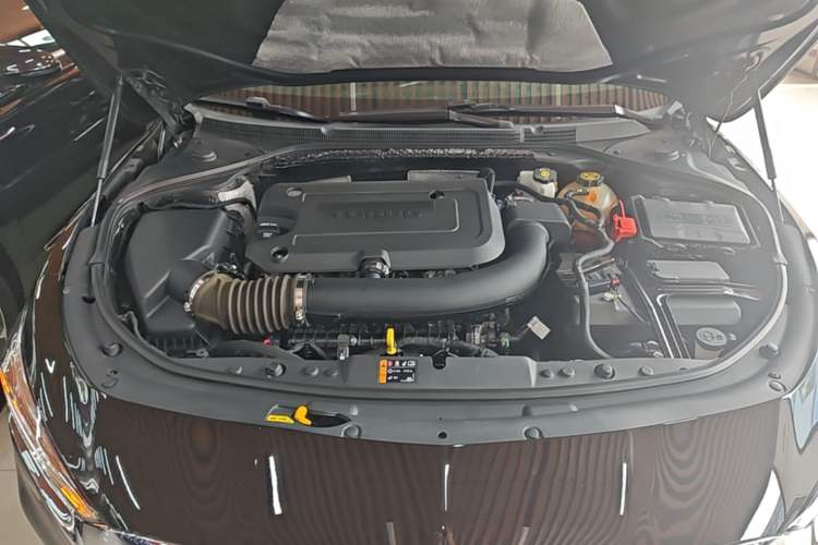 Used Buick LaCrosse 2021 652T Luxury Model Engine Bay