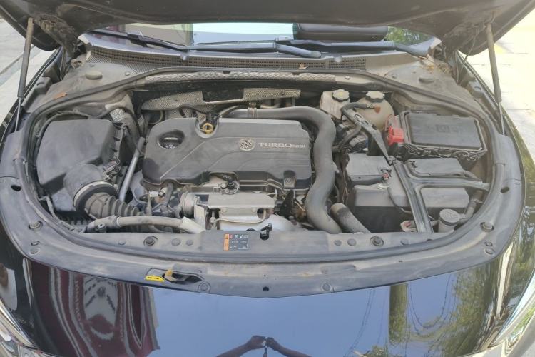 Used Buick LaCrosse 2021 552T Luxury Version Engine Bay