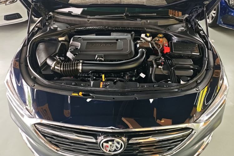 Used Buick LaCrosse 2021 652T Luxury Model Engine Bay