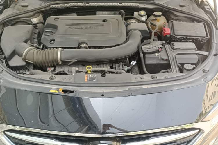 Used Buick LaCrosse 2021 652T Luxury Model Engine Bay
