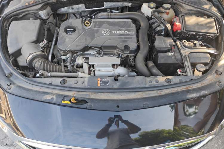 Used Buick LaCrosse 2021 552T Luxury Version Engine Bay