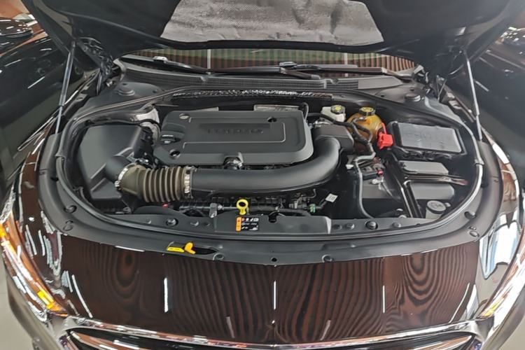 Used Buick LaCrosse 2021 652T Luxury Model Engine Bay