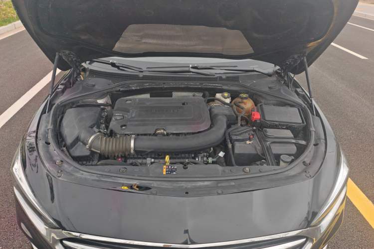 Used Buick LaCrosse 2021 652T Premium Edition Engine Bay
