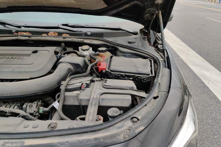 Used Buick LaCrosse 2021 652T Luxury Model Engine Bay Left