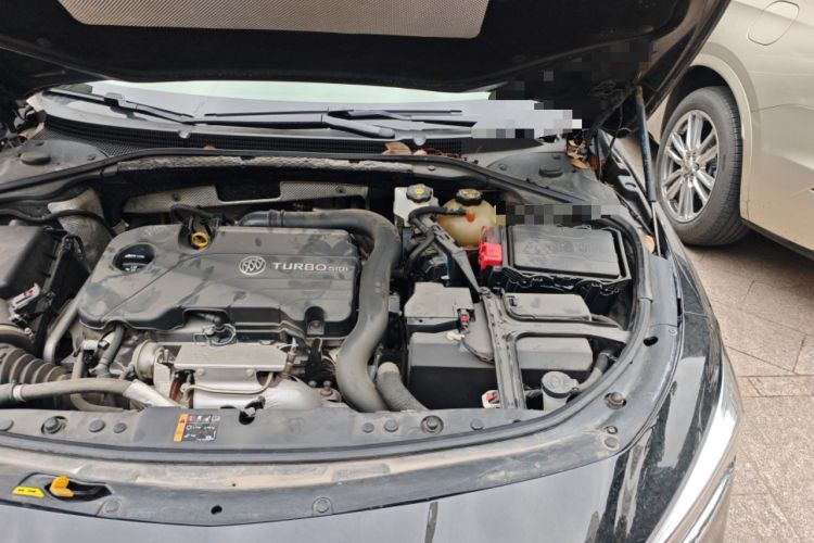 Used Buick LaCrosse 2021 552T Luxury Version Engine Bay Left