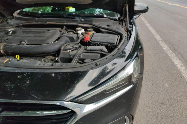Used Buick LaCrosse 2021 652T Luxury Model Engine Bay Left