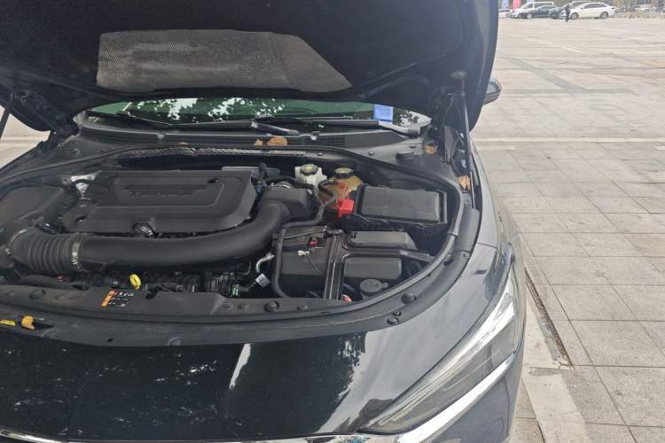 Used Buick LaCrosse 2021 652T Luxury Model Engine Bay Left