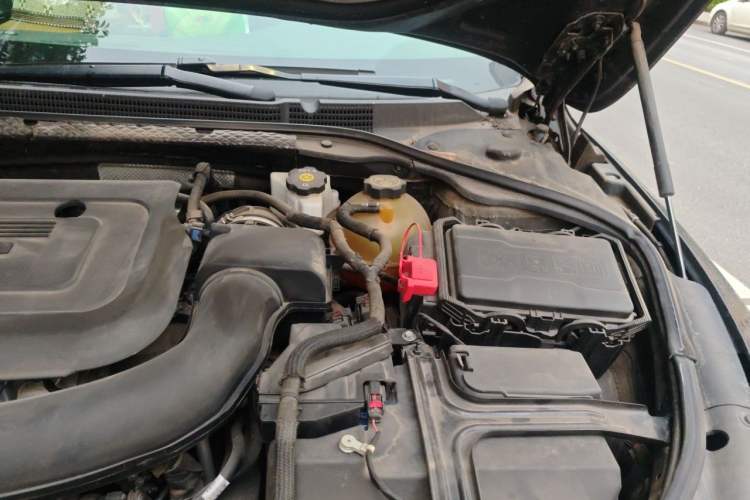 Used Buick LaCrosse 2021 652T Luxury Model Engine Bay Left
