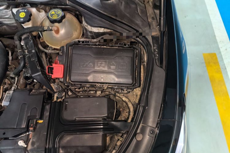 Used Buick LaCrosse 2021 552T Luxury Version Engine Bay Left