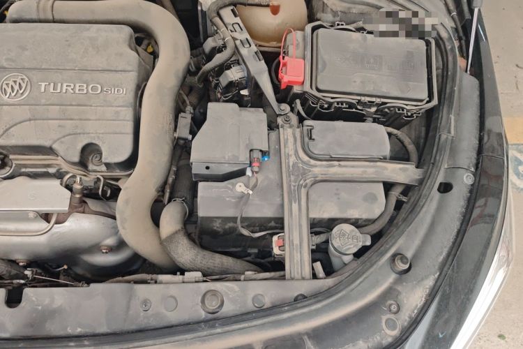 Used Buick LaCrosse 2021 552T Luxury Version Engine Bay Left