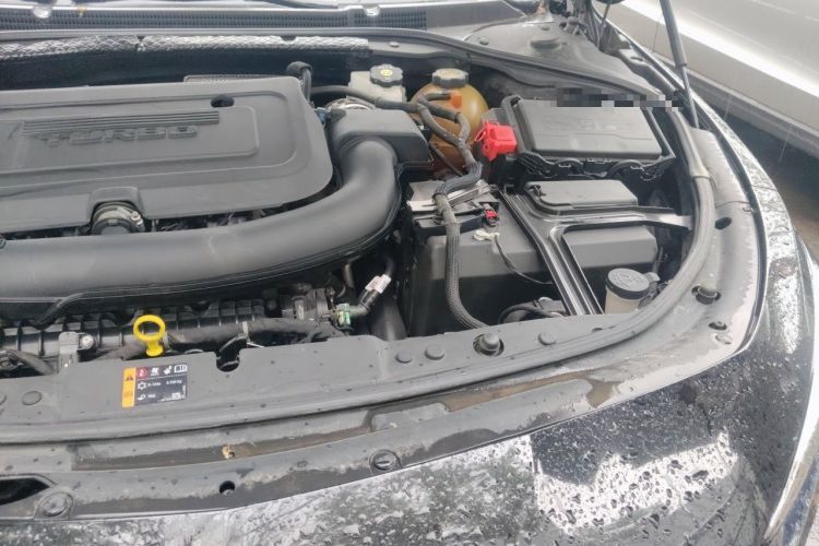 Used Buick LaCrosse 2021 652T Premium Edition Engine Bay Left