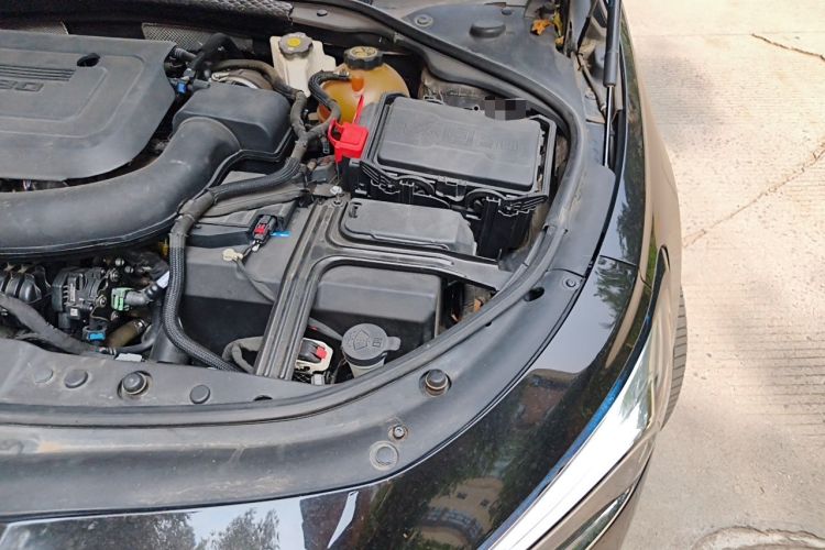 Used Buick LaCrosse 2021 652T Luxury Model Engine Bay Left