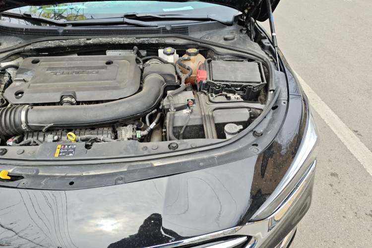 Used Buick LaCrosse 2021 652T Luxury Model Engine Bay Left