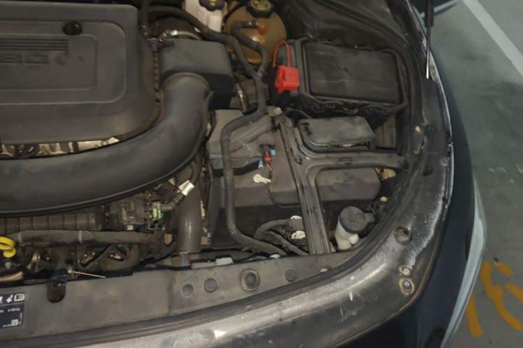 Used Buick LaCrosse 2021 652T Luxury Model Engine Bay Left
