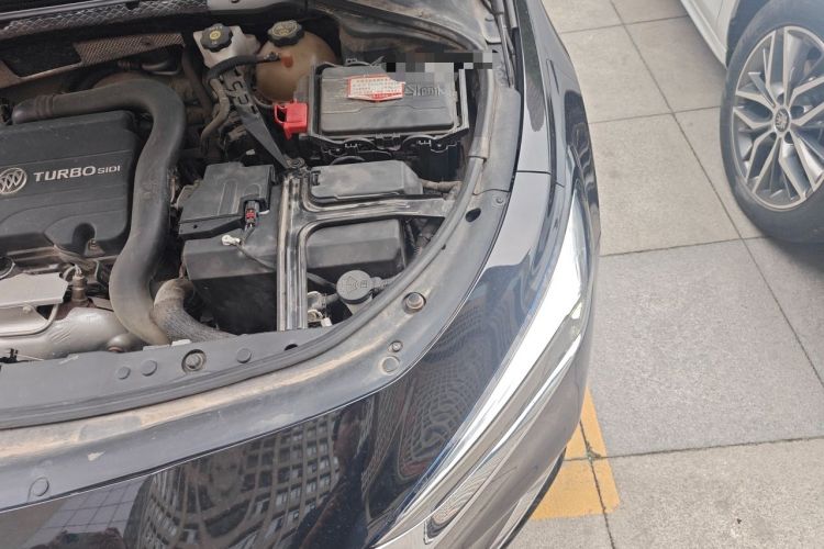 Used Buick LaCrosse 2021 552T Luxury Version Engine Bay Left