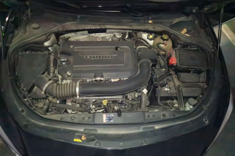 Used Buick LaCrosse 2021 652T Premium Edition Engine Bay