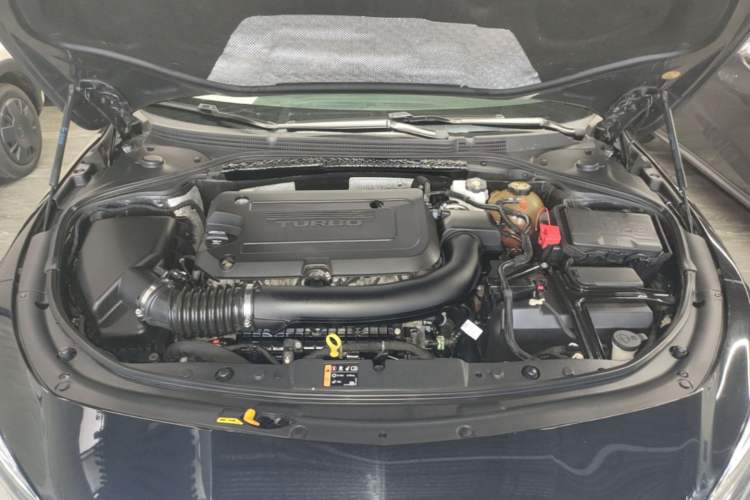 Used Buick LaCrosse 2021 652T Luxury Model Engine Bay