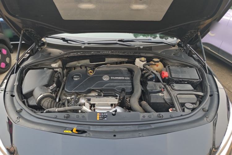 Used Buick LaCrosse 2021 552T Luxury Version Engine Bay