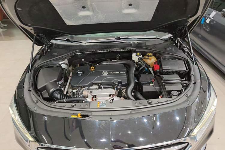 Used Buick LaCrosse 2021 552T Luxury Version Engine Bay