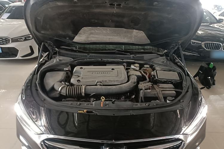Used Buick LaCrosse 2021 652T Luxury Model Engine Bay