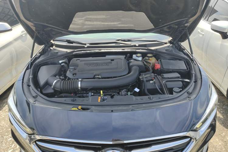 Used Buick LaCrosse 2021 652T Luxury Model Engine Bay