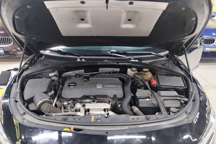 Used Buick LaCrosse 2021 552T Luxury Version Engine Bay