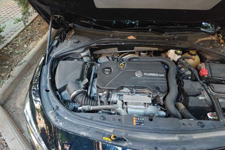 Used Buick LaCrosse 2021 552T Luxury Version Engine Bay Right