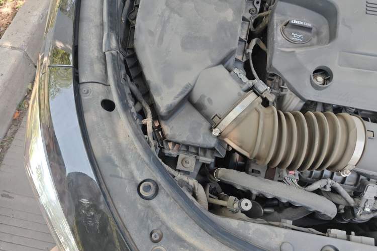 Used Buick LaCrosse 2021 652T Luxury Model Engine Bay Right