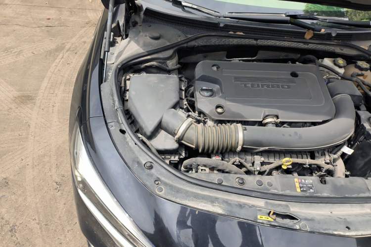 Used Buick LaCrosse 2021 Avenir Aivia Flagship Model Engine Bay Right