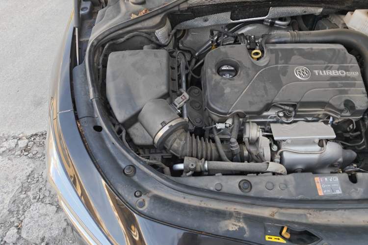 Used Buick LaCrosse 2021 552T Luxury Version Engine Bay Right