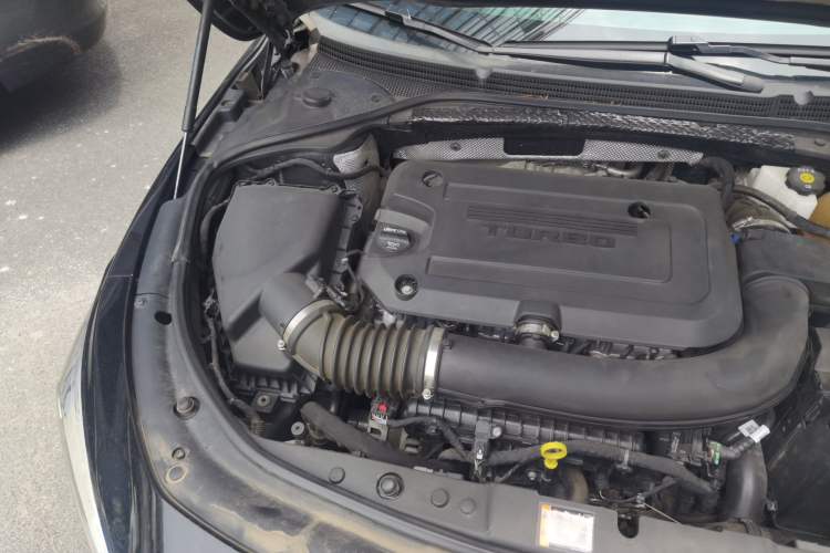 Used Buick LaCrosse 2021 652T Luxury Model Engine Bay Right